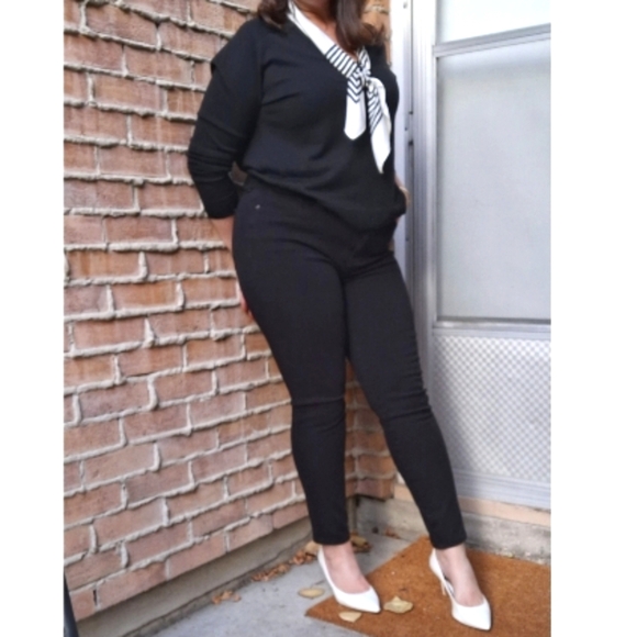 Size 32 Long Banana Republic Mid Rise Skinny Black Jeans - Picture 6 of 16